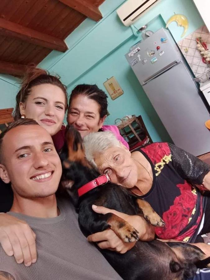 Casa Vacanza Zia Ersilia Rotondi Ngoại thất bức ảnh